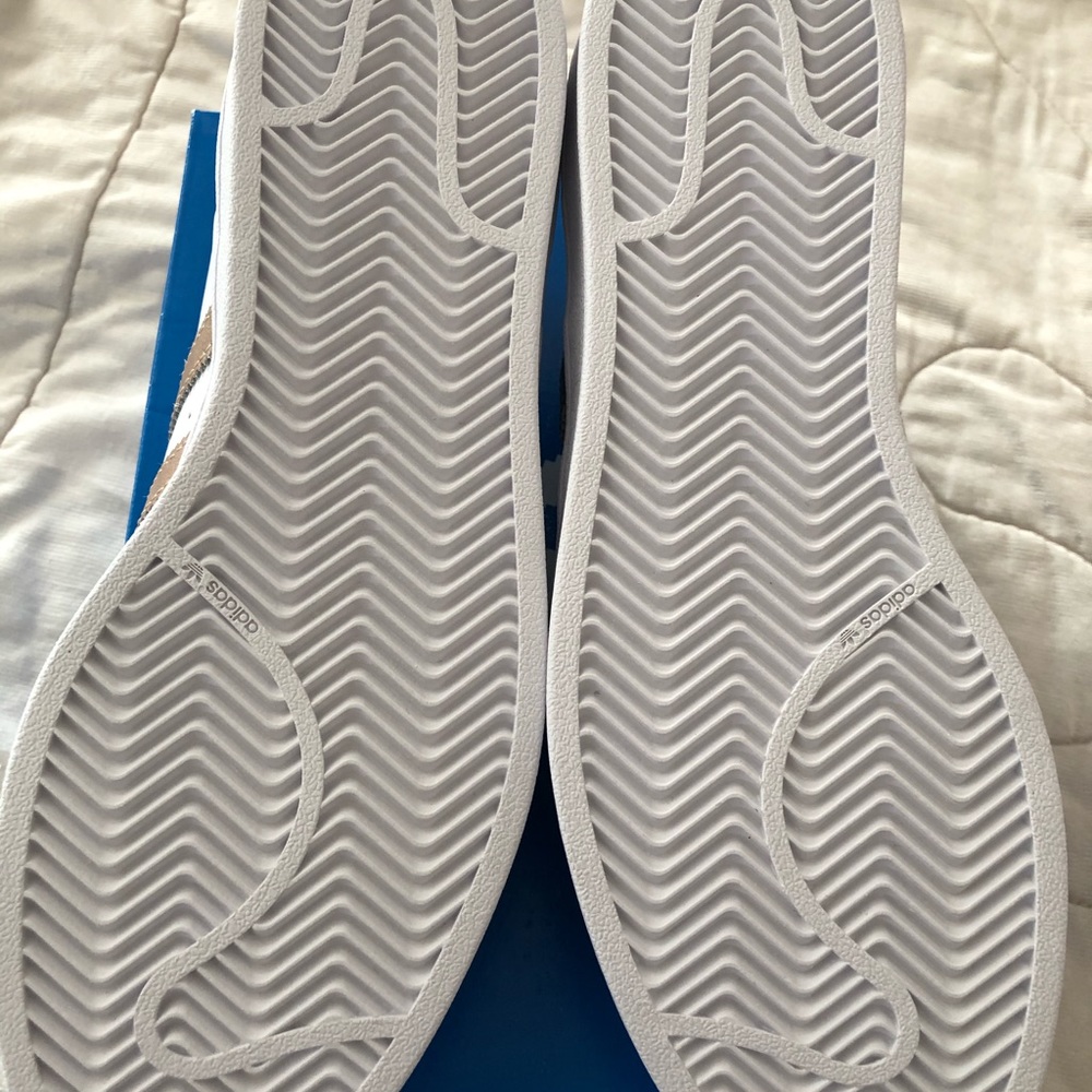 Adidas Superstar White/Rosegold - Picture 5 of 8